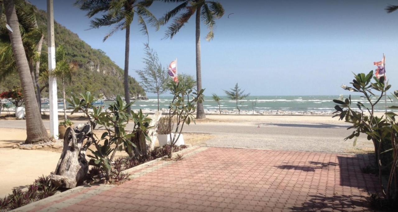 The Beach Boutique Resort Ban Pak Nam Pran Exterior foto