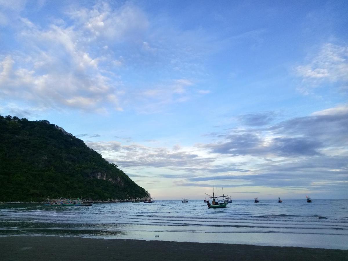 The Beach Boutique Resort Ban Pak Nam Pran Exterior foto