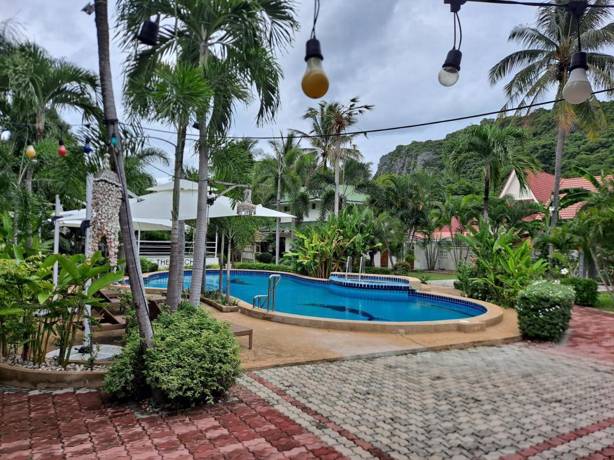 The Beach Boutique Resort Ban Pak Nam Pran Exterior foto
