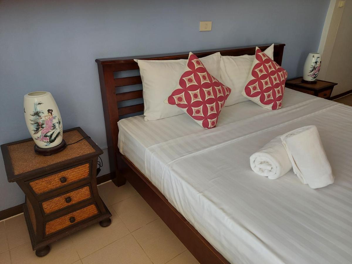 The Beach Boutique Resort Ban Pak Nam Pran Exterior foto